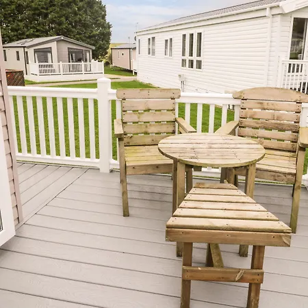 Kelly's Retreat * Scarborough